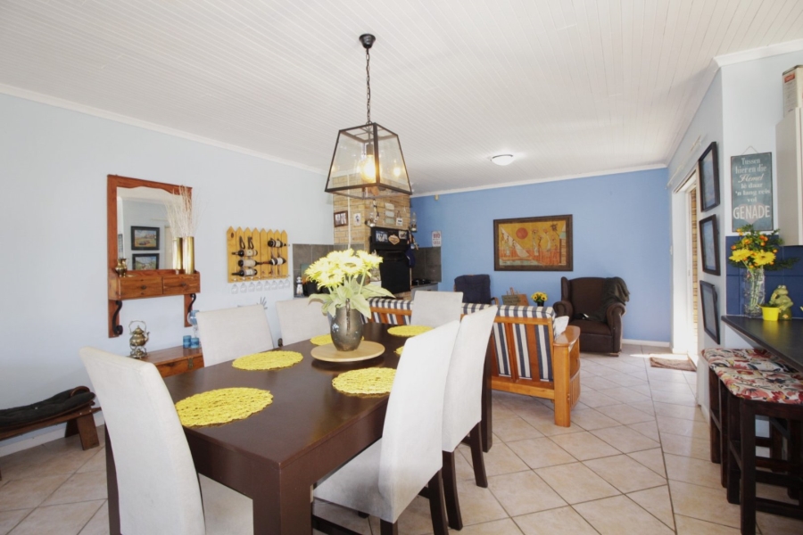 3 Bedroom Property for Sale in Wavecrest Eastern Cape